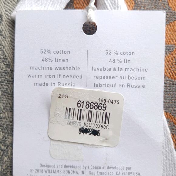 Williams Sonoma Thanksgiving Tablecloth Acorn Harvest Jacquard Linen Blend 70x90 - Picture 5 of 6